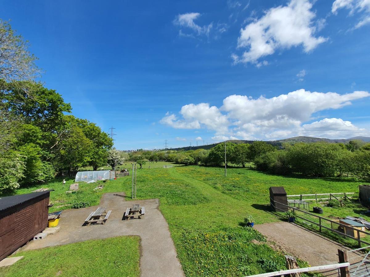 Hostel Basecamp Wales Llanllyfni Exterior foto